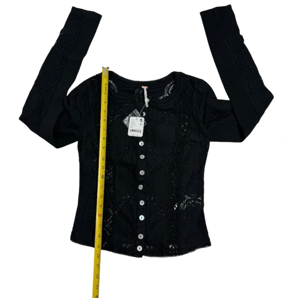 Free‎ People Jae Button-Up Top, Size XSMALL